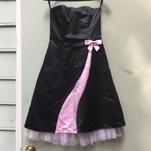 Strapless Jessica McClintock -for- Gunne Sax dress